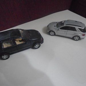 2 Die Cast Mercedes Benz Cars